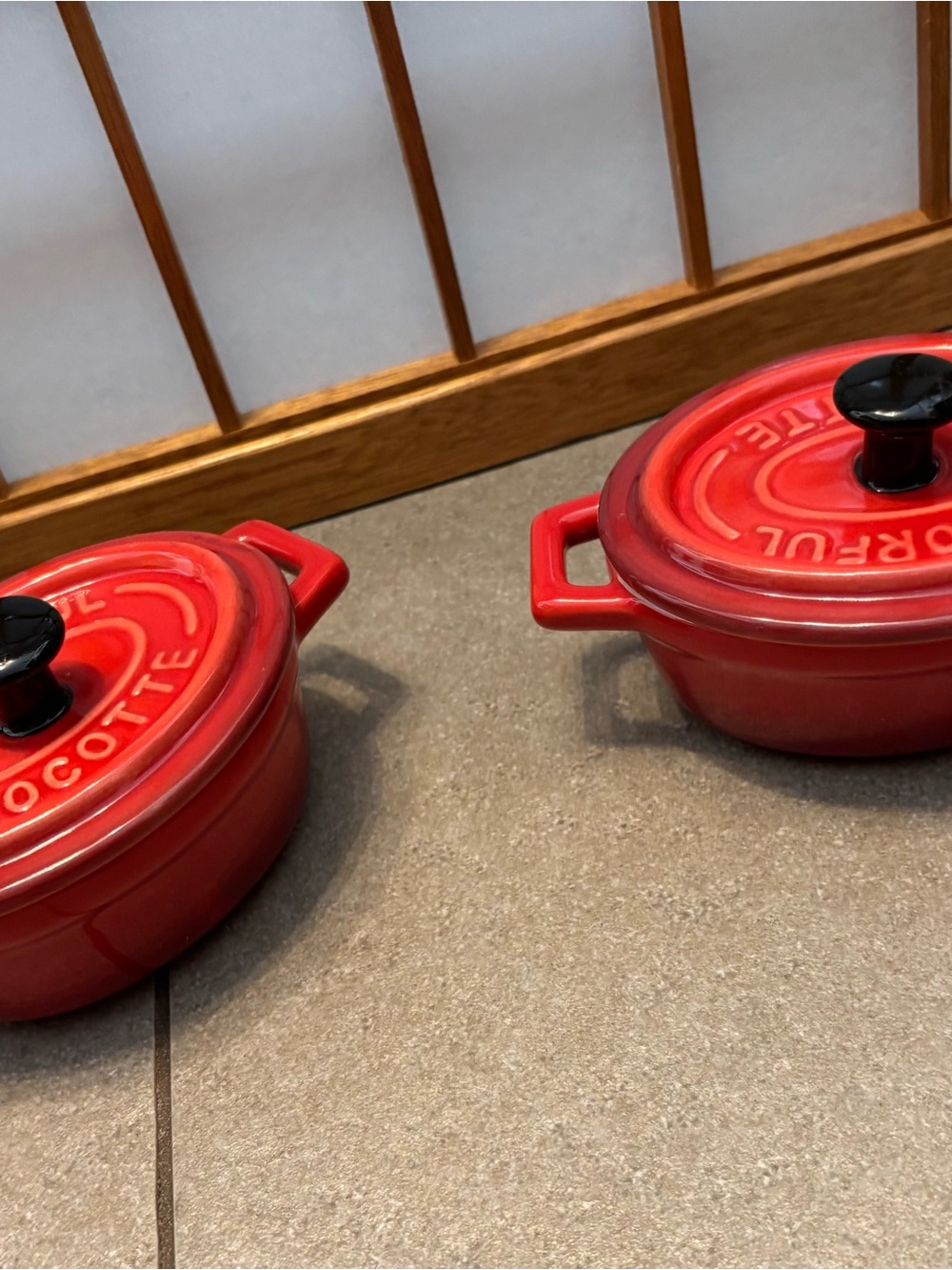 Set of 2 Skater Ceramic Mini Oval Cocottes – Vibrant Cherry Red